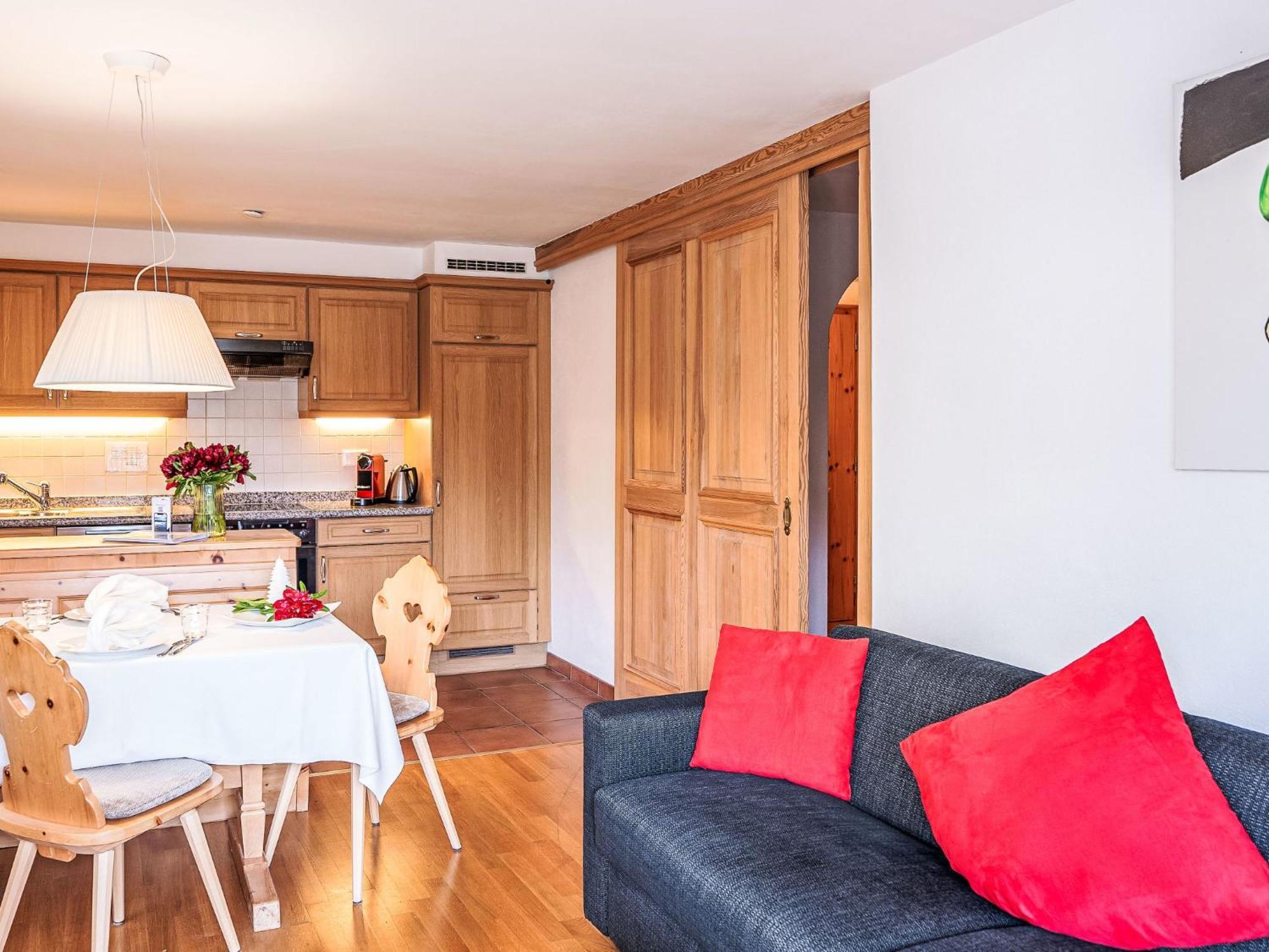 Apartment Chesa Vadret Surlej By Interhome Екстериор снимка